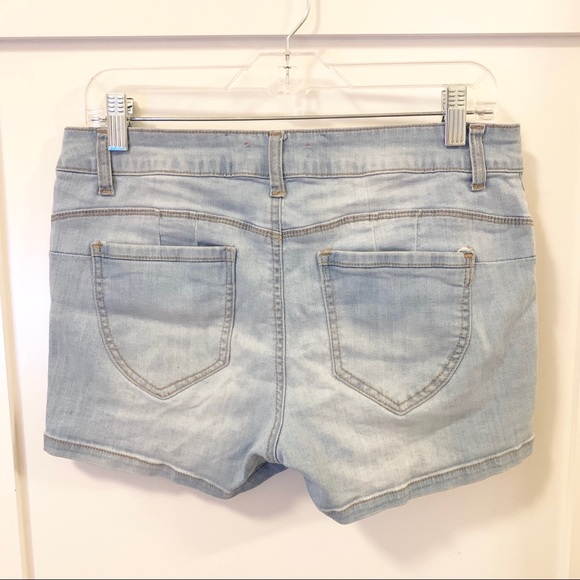 ❤️ 3 fr $25 Extensive Stretch Butt Lifting Shorts - Picture 2 of 2